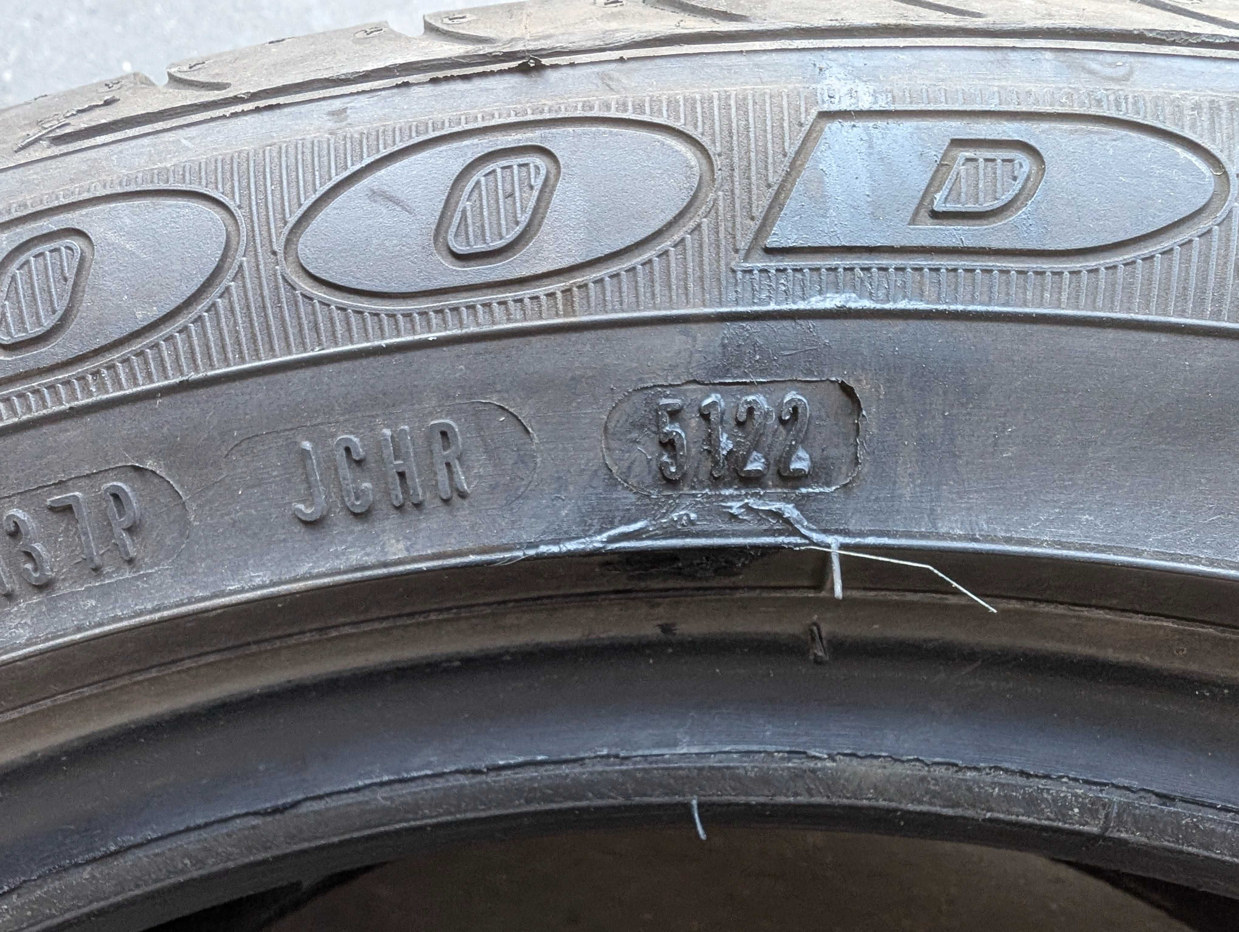 205/50/17V GOODYEAR EFFICIENTGRIP dot 5122 bieżnik 7mm