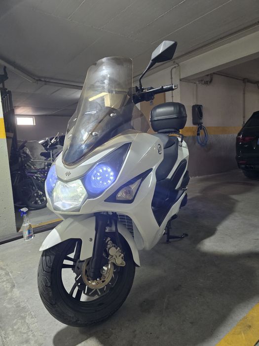 Daelim S3 125 touring