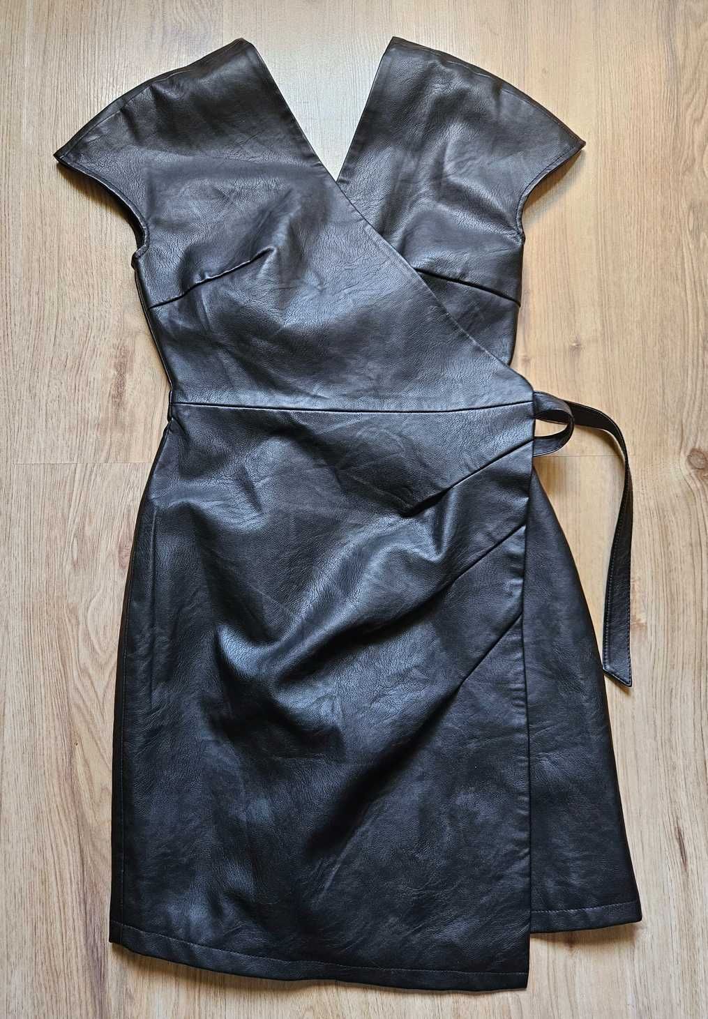 Sukienka ze sztucznej skóry TopShop