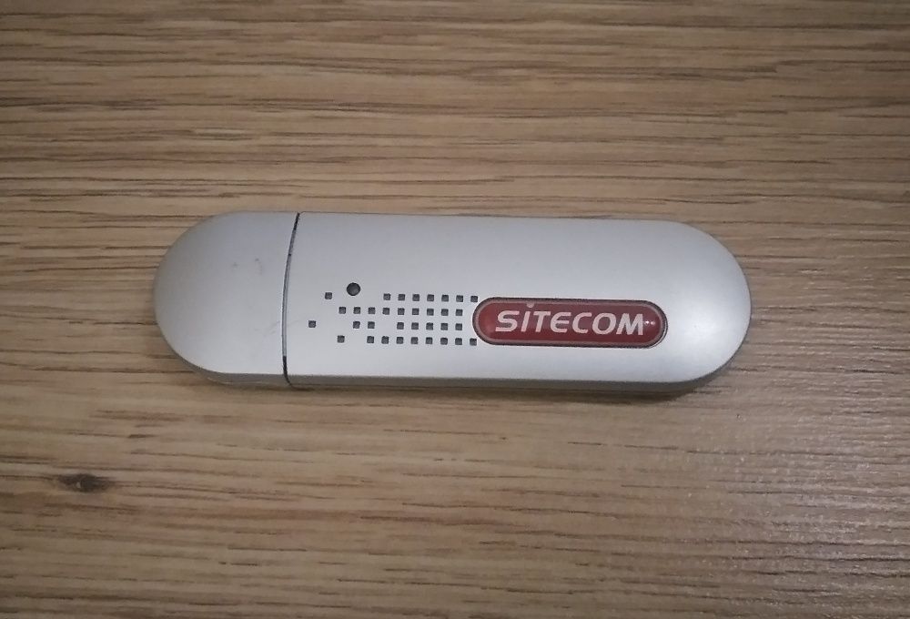Router Wireless Sitecom WL 535 mais pen Wifi