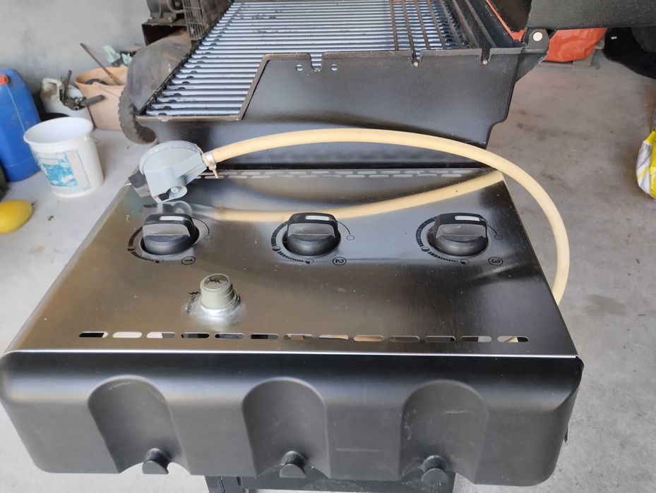 Grelhador a gás Weber Spirit E-310 Premium Black