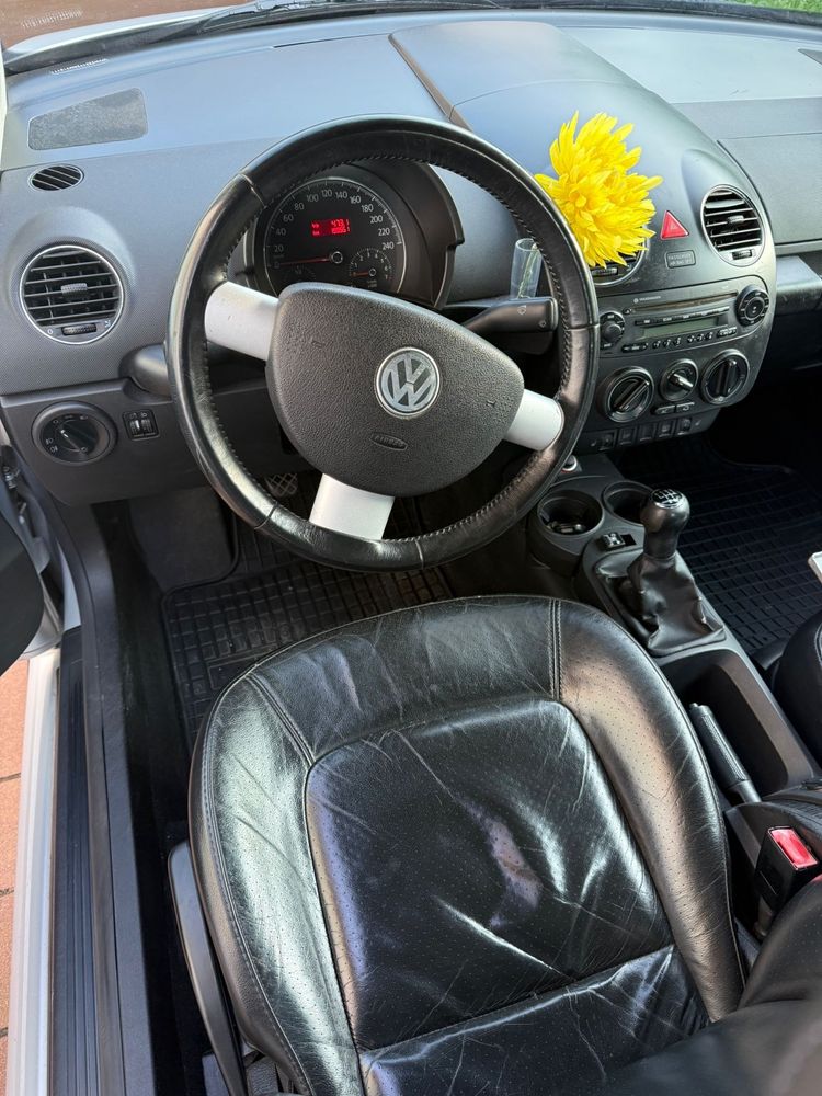 VW Volkswagen Beetle Cabrio 2.0 115 KM LPG 2006 Lift 1 Właściciel