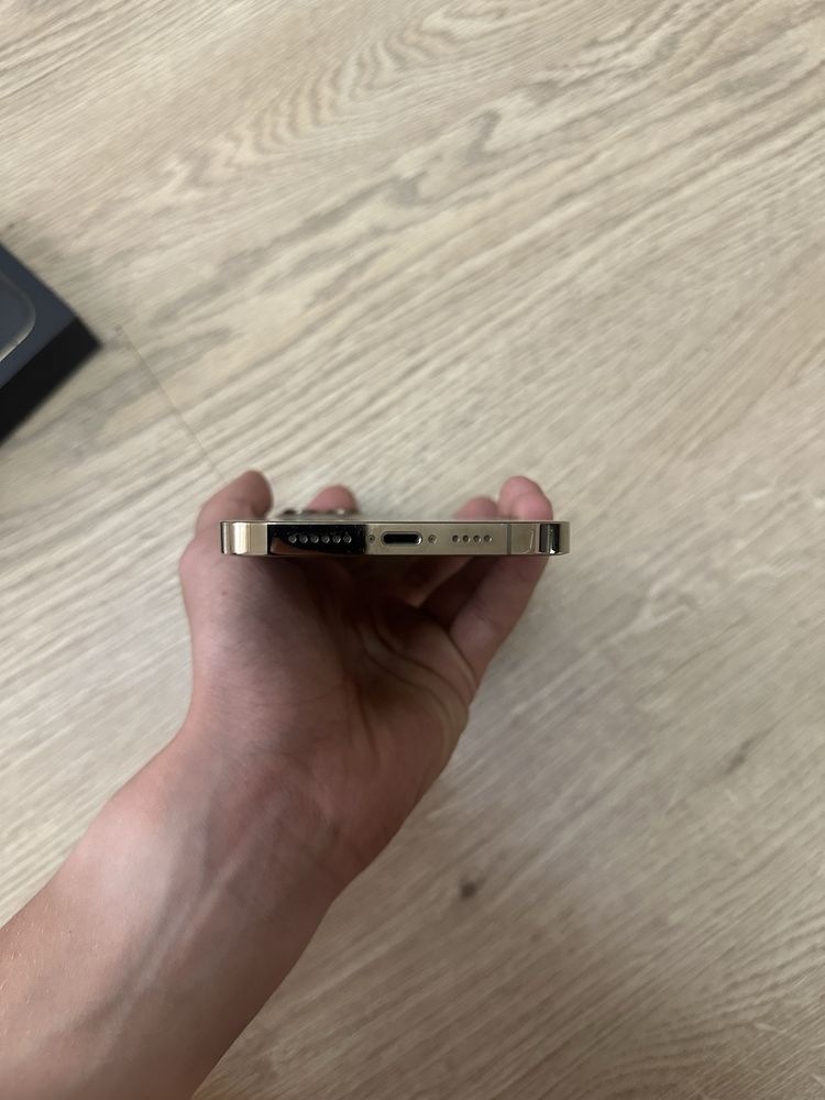 Iphone 12 pro max 256gb все працює