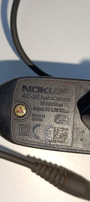 Оригінальне зарядне Nokia товстий конектор