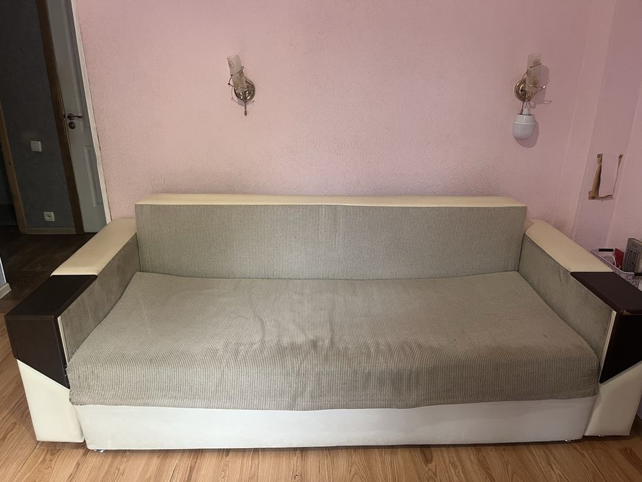 Продам диван в хорошем состоянии