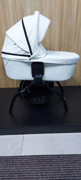 NOWY z ekspozycji Bebetto Pascal Premium Class
