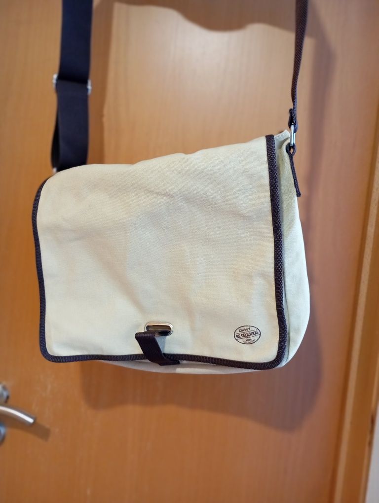 Bolsa a tiracolo DKNY