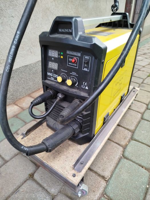 półautomat spawalniczy Magnum MIG 225 PRO