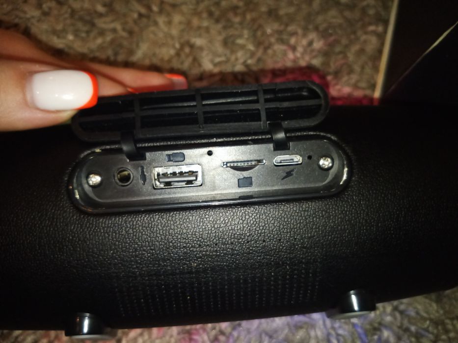 Портативна Bluetooth колонка