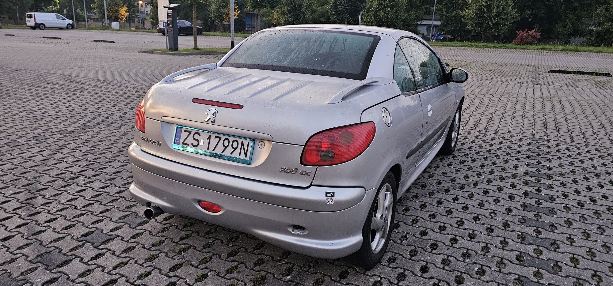 Peugeot 206 CC 2.0 klima, skóra,  alufelgi,  czujnik deszczu, zmierzch