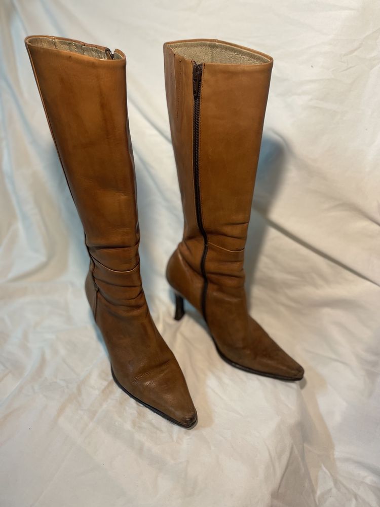 Botas em pele de cano alto nº36 FOREVA
