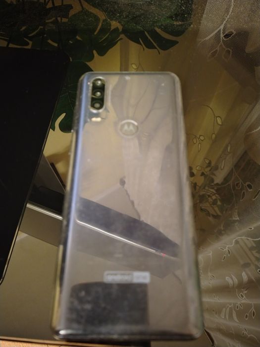 Motorola one action