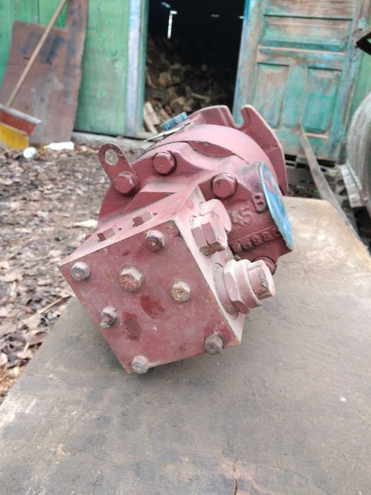 Гідромотор МП-90 на комбайн ДОН-1500