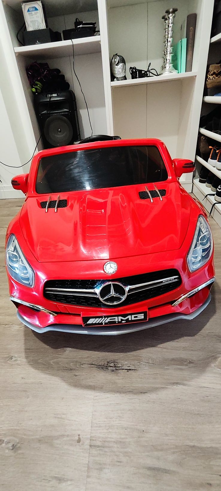 Carro elétrico Oficial Mercedes