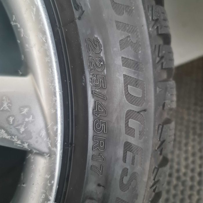 Alufelgi 17" z Oponami Zimowymi Alfa Romeo Giulietta Jak Nowe!!