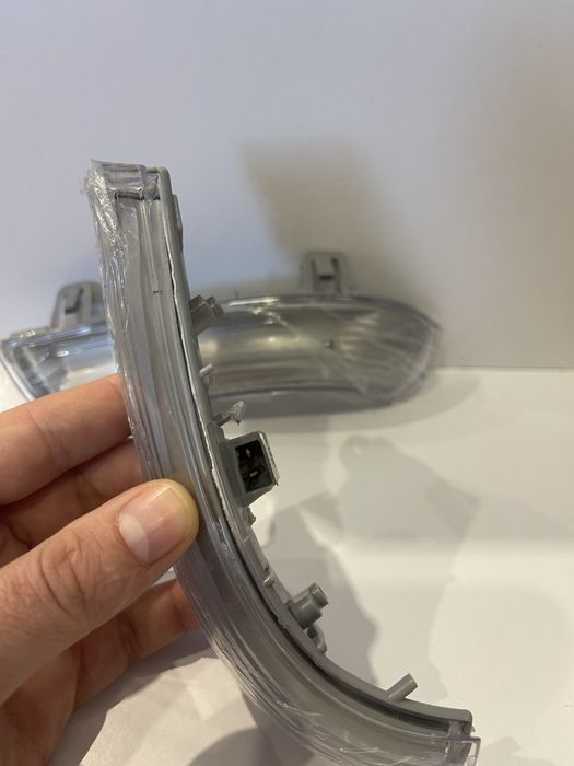 Поворотник в зеркало vw golf 5,6 Passat b5,b6,jetta,Superb 1