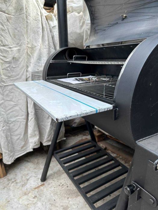 Коптильня-гриль, вугільний барбекю мангал.