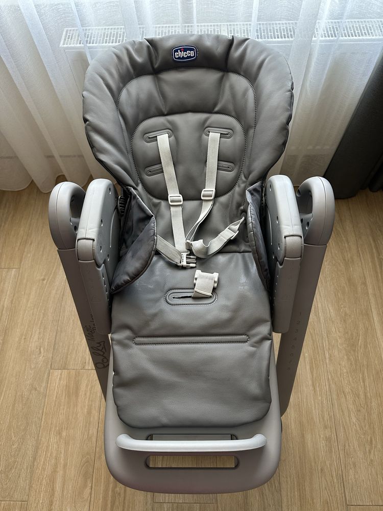 Стульчик для кормления Chicco Polly