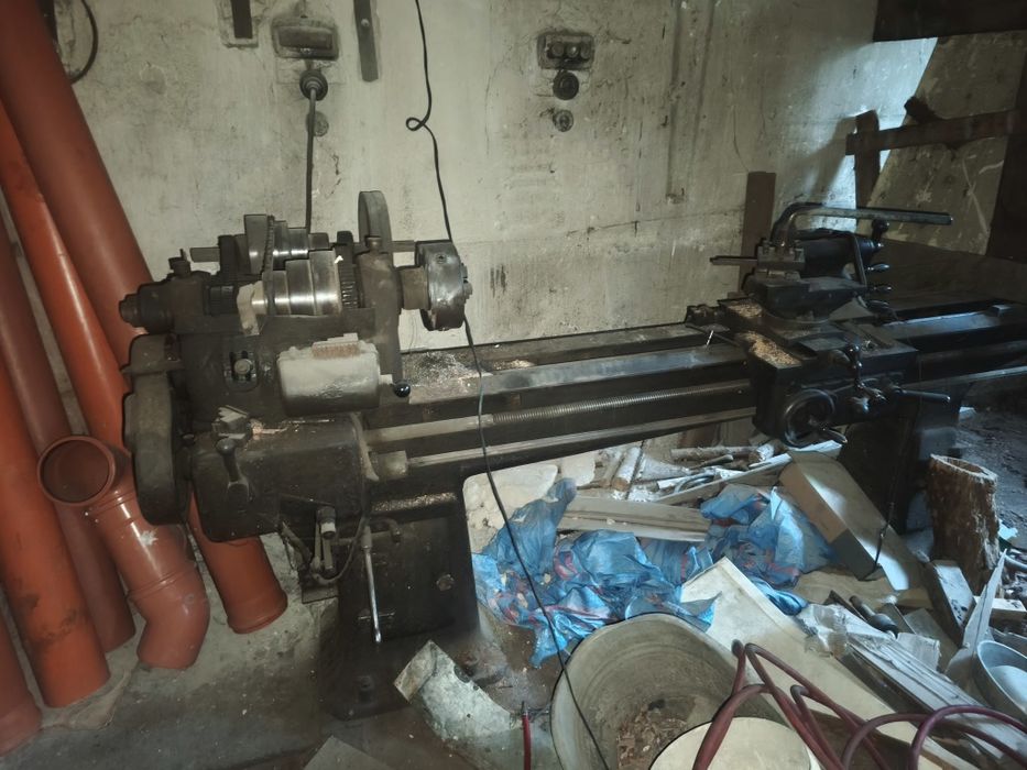 Tokarnia tokarka z 1920 roku sprawna