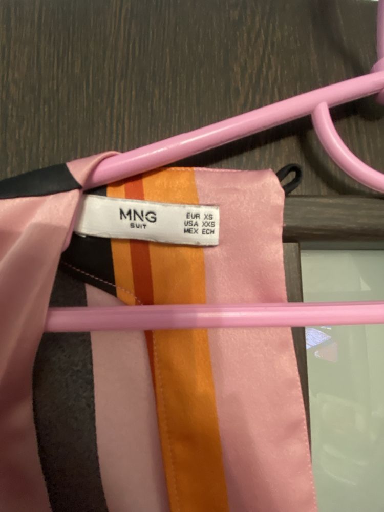 Продам комбінезон mango