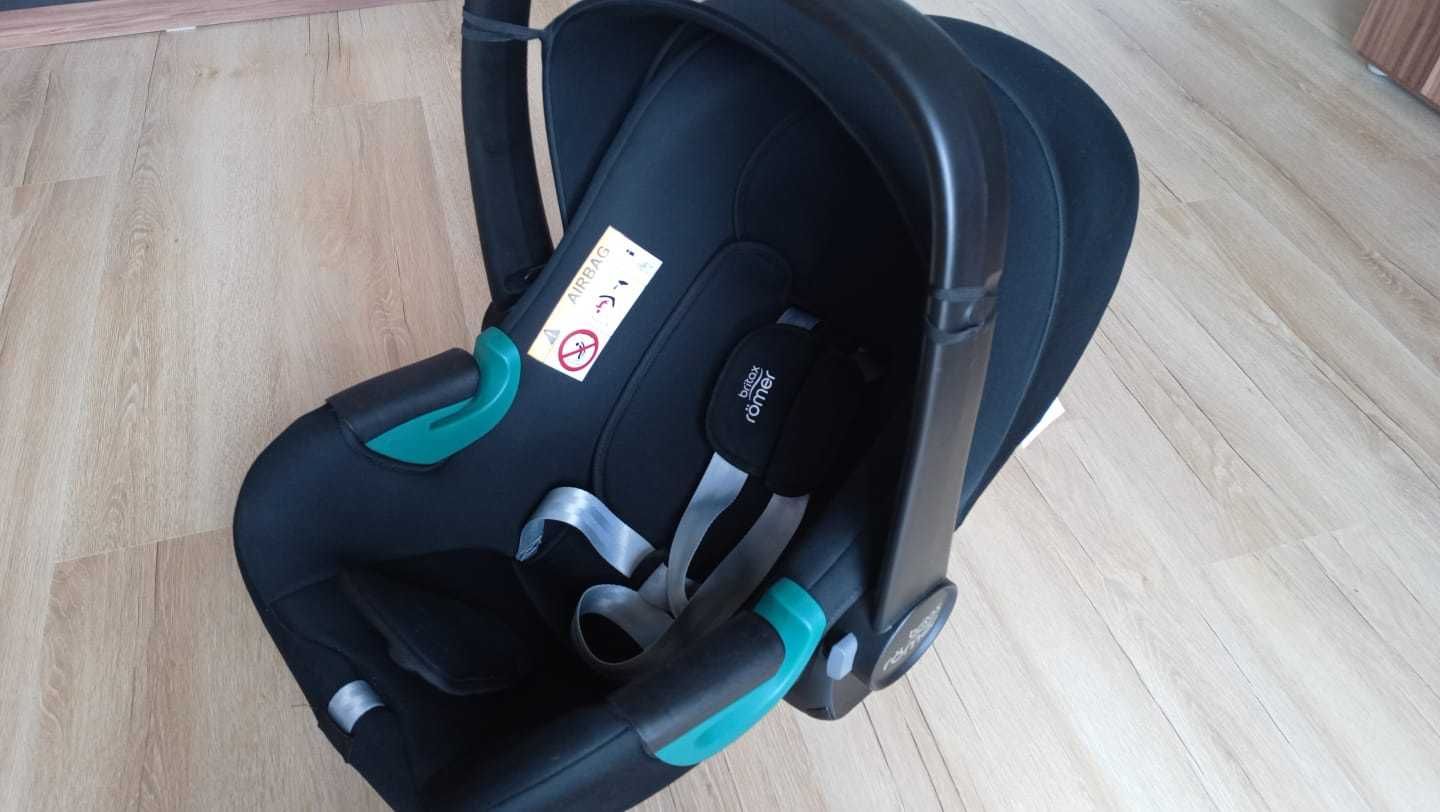 Fotelik nosidło Britax Romer Baby Safe 3 i-size 0-13 kg