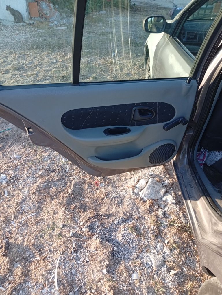 Vendo ou troco Renault Clio