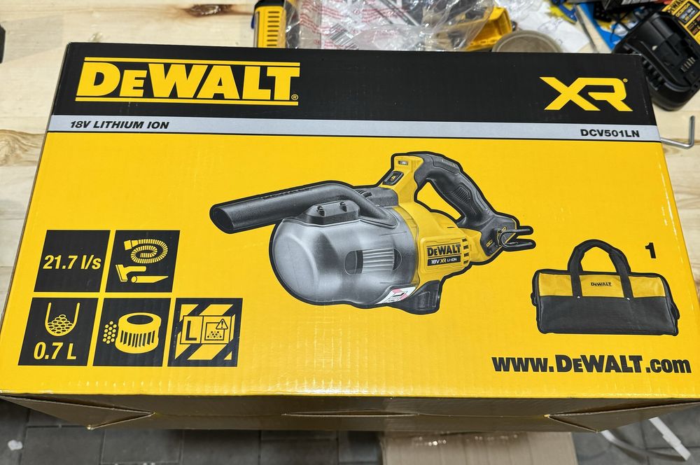 Пилосос акумуляторний DeWalt DCV501LN