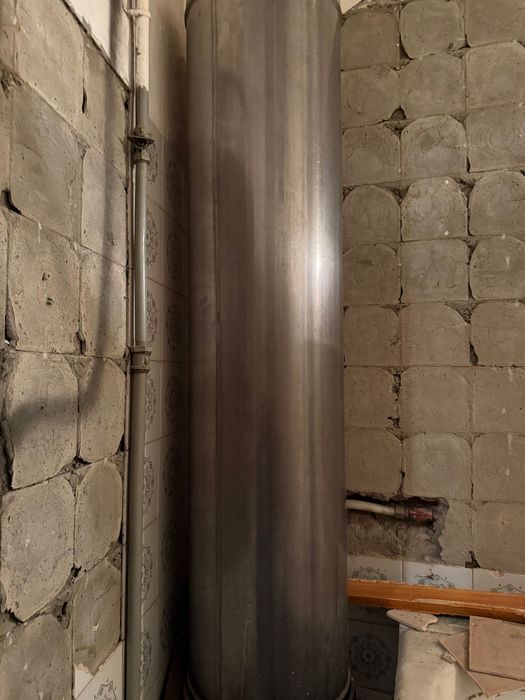 Продам титан ,чавунні батареї та котел