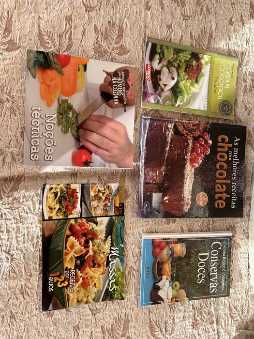 Vendo 5 livros de receitas diversas