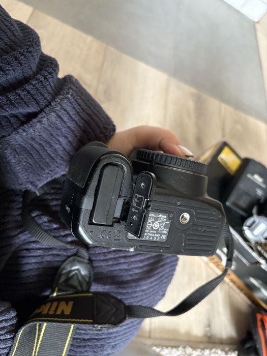 Фотоапарат Nikon D3100 + обєктив Kit 18-55mm VR