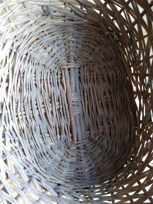 Корзины большие из лозы.Винтаж.Можно для декора.Хорошее состояние