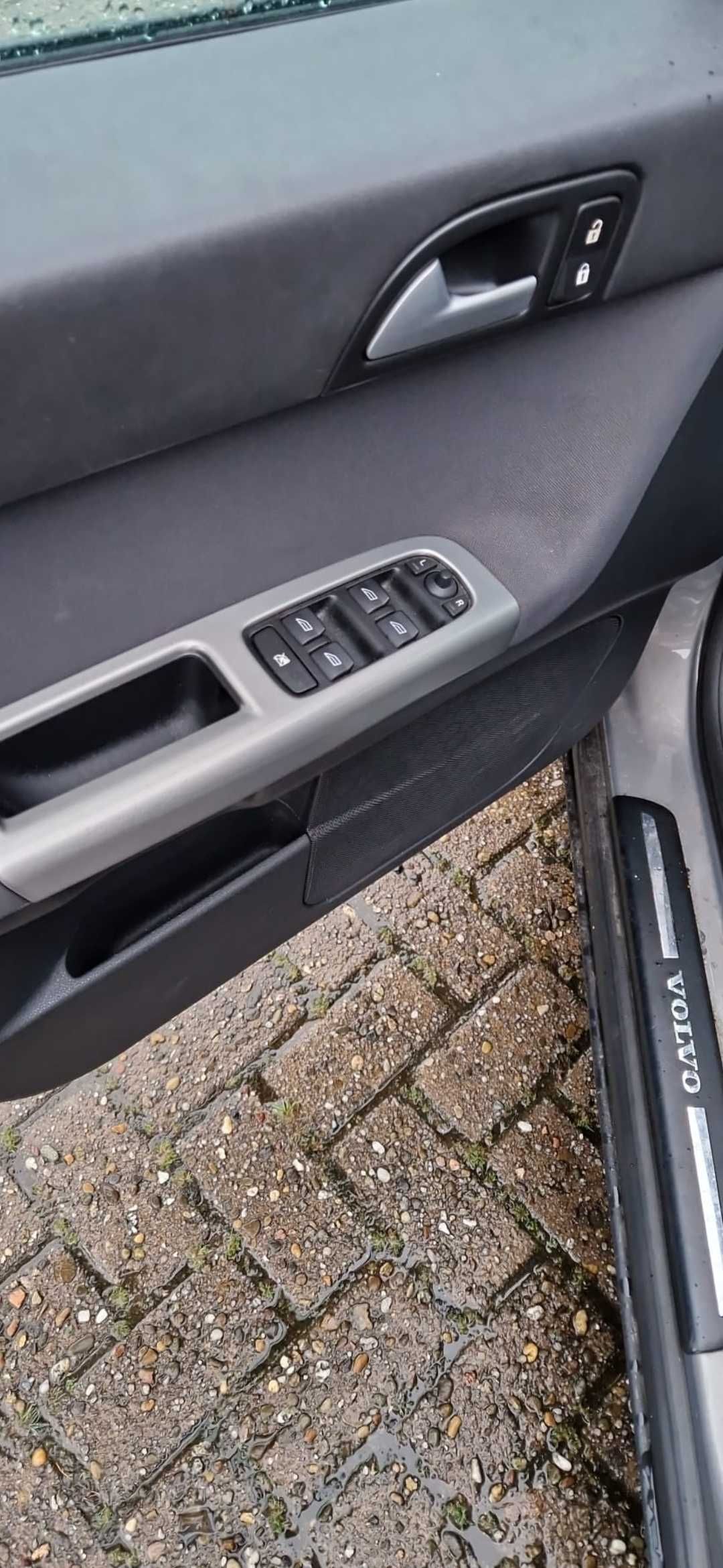 Volvo v50 1.8 benz, klima, alumy, dwa klucze, piloty