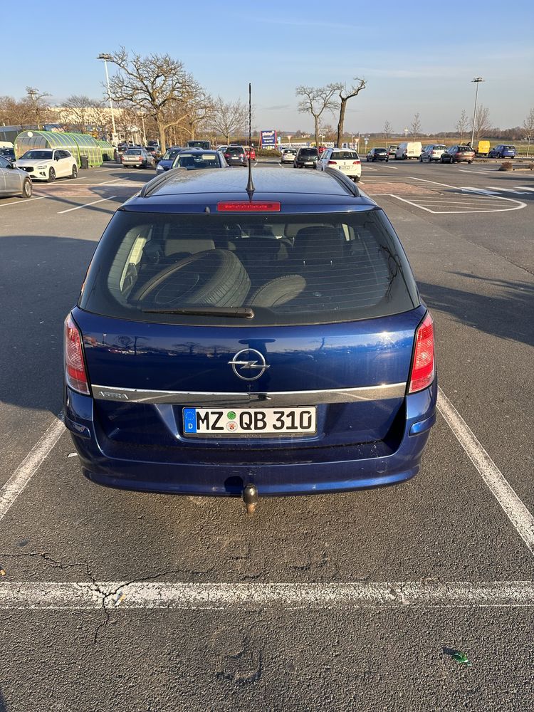 Opel Astra 1.6 benzyna