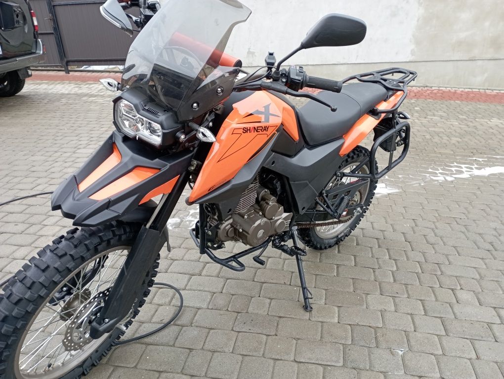 Продам мотоцикл sineray XT 250.