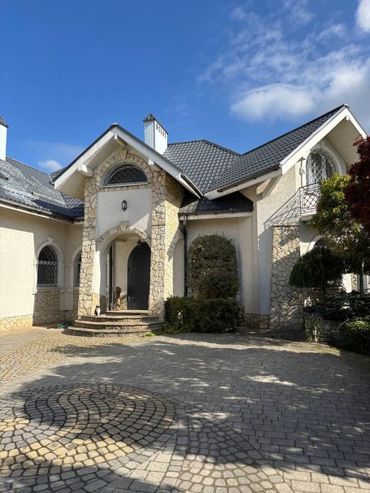 Продаж будинку Зимна Вода