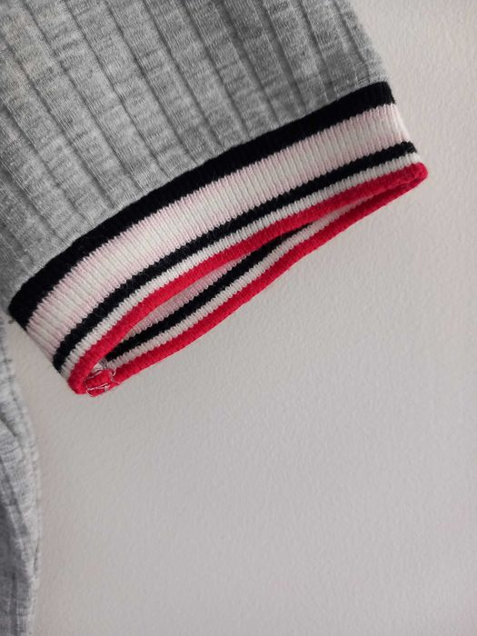 T-Shirt Bershka cinza