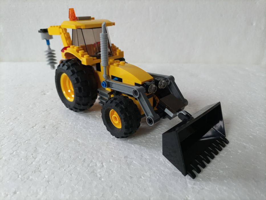 Klocki LEGO traktor budowa