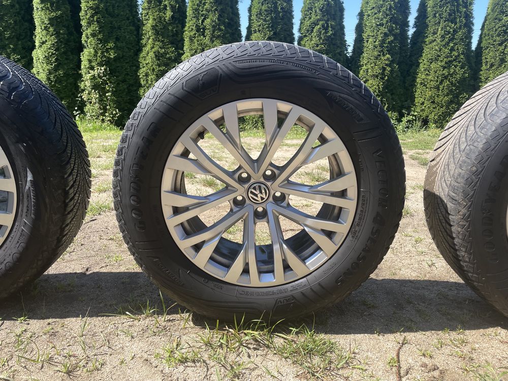 Vw volkswagen touareg lll 760 felgi 18cali wielosezon opony goodyear