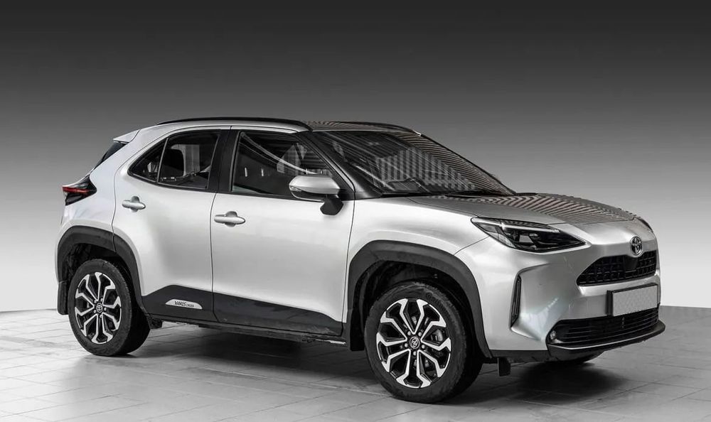 Toyota Yaris bezwypadkowy, fabryczny lakier, niski przebieg