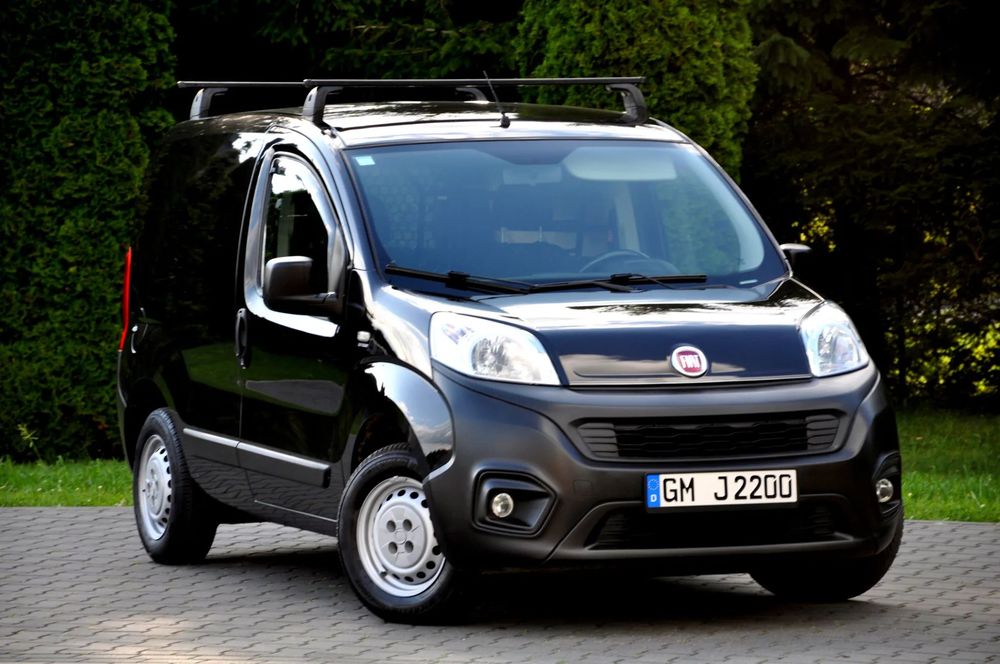 Fiat fiorino  1.4 Benzyna 77KM Manual Klima Navi Serwis