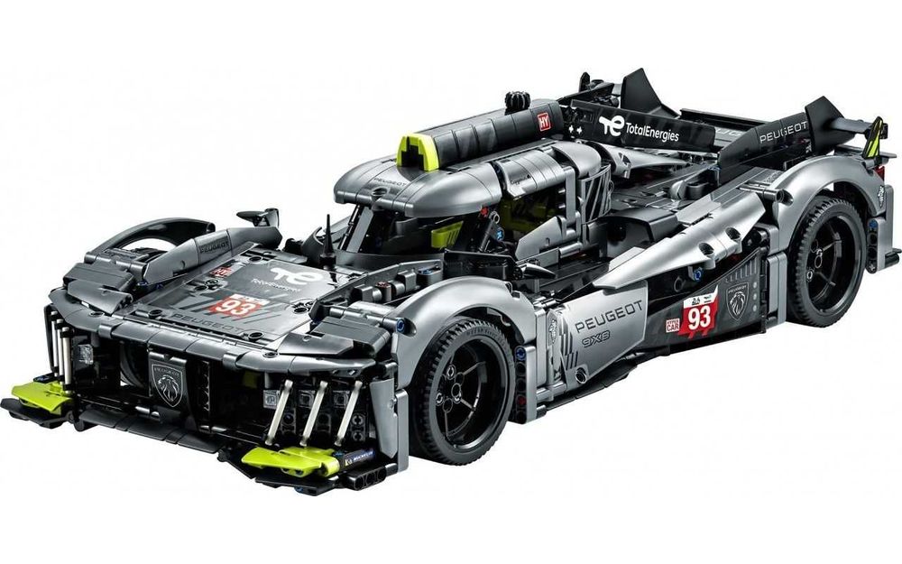 Конструктор Technic – Peugeot 9X8 24H Le Mans 1775 дет.