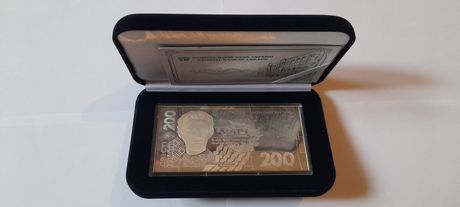 Сувенірна банкнота зі срібла, номіналом 200 грн
