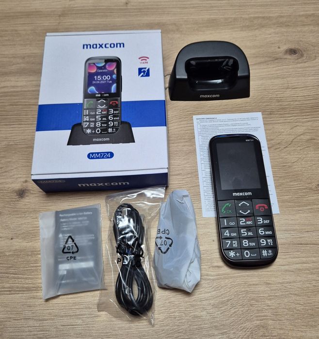 Telefon komórkowy Maxcom MM724 dla seniora z klawiszami NOWY ładowarka