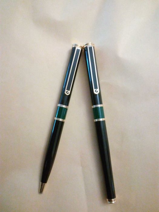 Conjunto de canetas