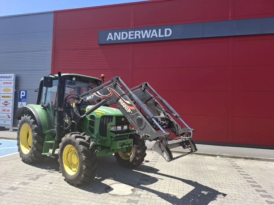 John Deere 6230  John Deere 6230
