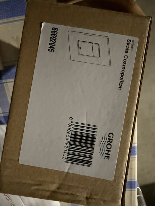 Placa autoclismo Accionamento SKATE Cosmopolitan Cromada