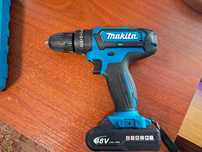 Шуруповерт Makita с двумя аккумуляторами