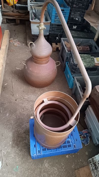 Alambique  e outros artigos