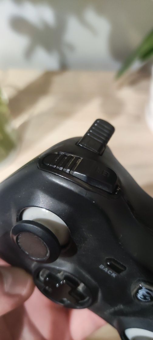 Kontrolery MSI FORCE GC30 V2.   2szt.