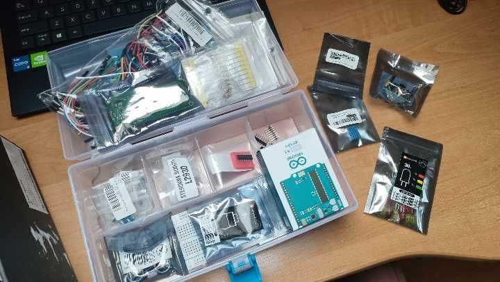 zestaw Arduino (pakiet startowy + dodatki)